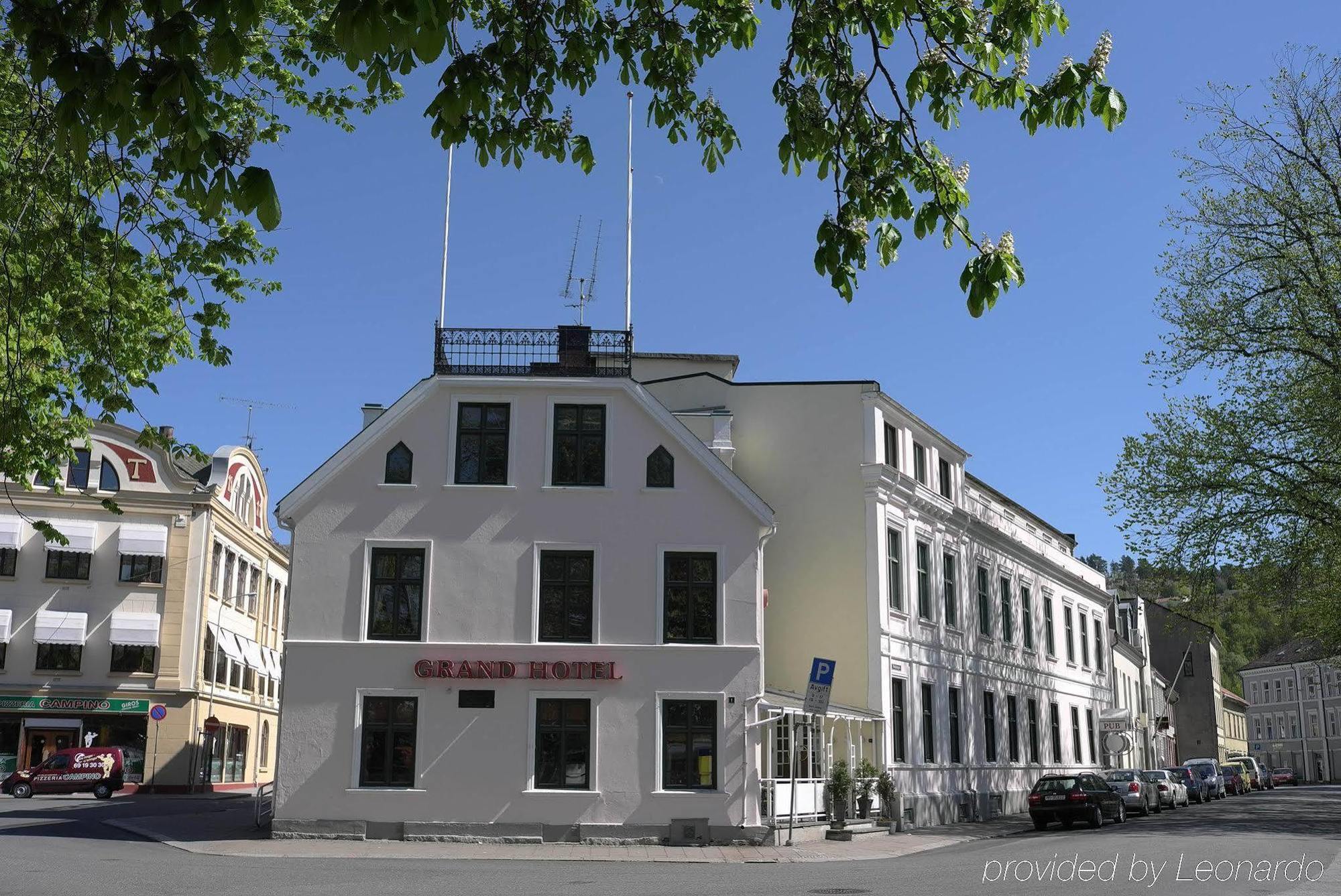 Grand Hotel Halden Kültér fotó